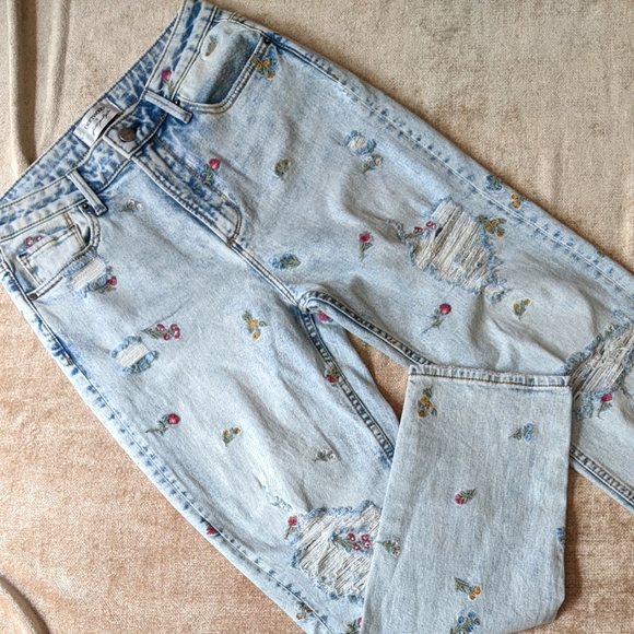 DRIFTWOOD Denim - New Driftwood x Free People distressed Gizelle Mom Jeans size 27